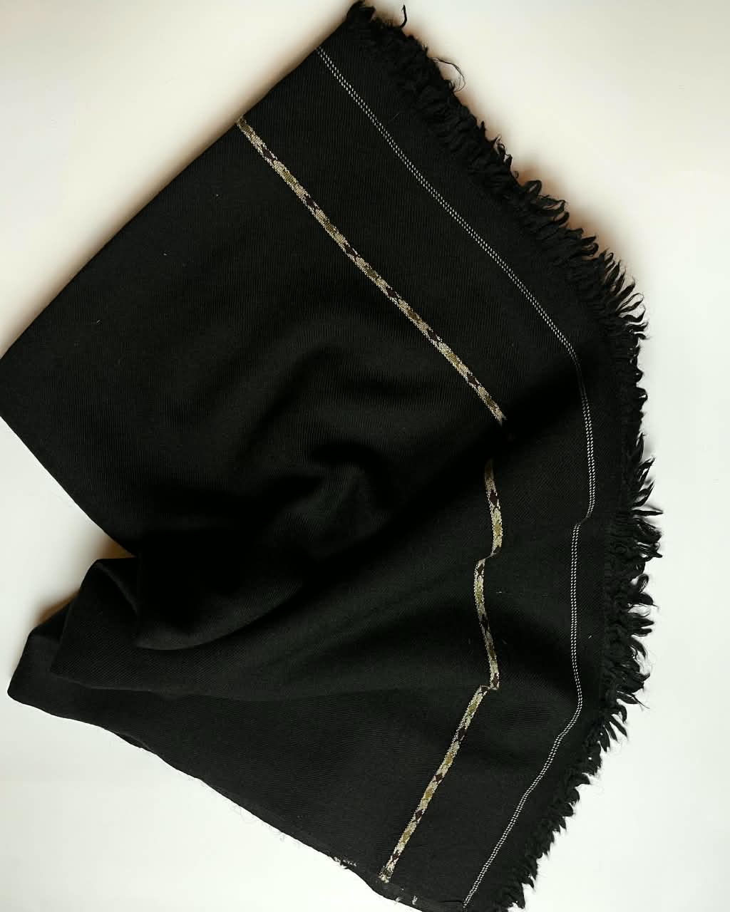 Domestic Wool Black Shawl for Men – Classic Winter Shawl